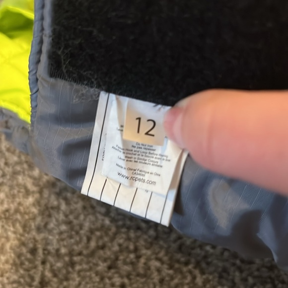 RC Pets Skyline Reversible Puffer Dog Vest - Picture 7 of 9